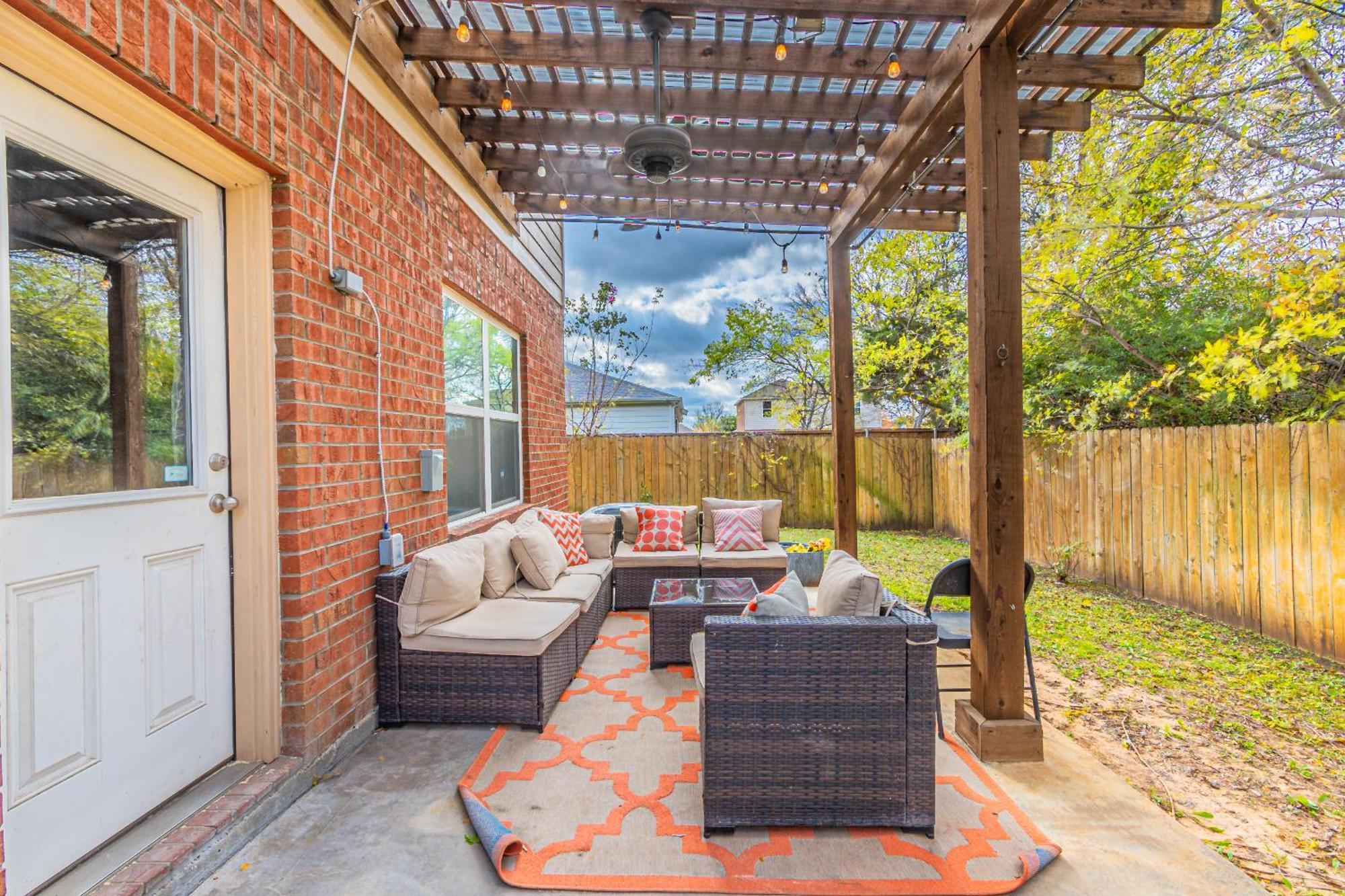 Luxury 5Br Dallas Retreat With Business Amenities - Perfect For Business Travelers, Families & Groups Kültér fotó