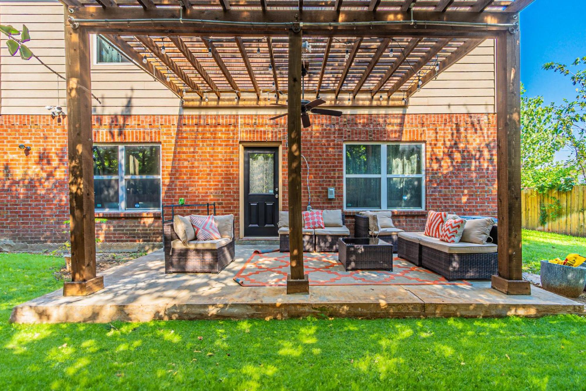 Luxury 5Br Dallas Retreat With Business Amenities - Perfect For Business Travelers, Families & Groups Kültér fotó
